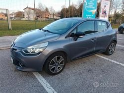 Usata 2014 Renault Clio IV Dynamique Tre volumi | 3300 € (Super prezzo)