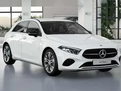 Bianco polare Nuova 2025 Mercedes A180 Advanced Due volumi | 36.268 € (Buon prezzo)