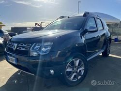 Nero Usata 2014 Dacia Duster Lauréate Station wagon | 8400 € (Buon prezzo)