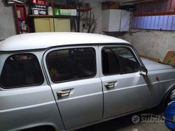 Bianco Usata 1991 Renault R4 Due volumi | 4000 €