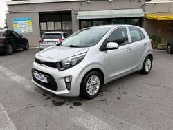 Grigio Usata 2021 Kia Picanto X-Line Due volumi | 8900 € (Ottimo prezzo)