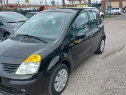 Usata 2005 Renault Modus Monovolume | 2600 € (Molto cara)
