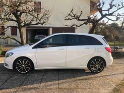 Bianco Usata 2012 Mercedes B250 Premium Monovolume | 11.400 €