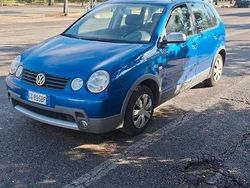 Usata 2004 VW Polo Cross Due volumi | 2800 €