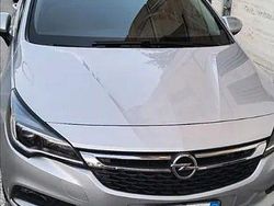 Grigio Usata 2017 Opel Astra Business Station wagon | 9999 € (Buon prezzo)