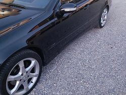 Usata 2004 Mercedes C180 Tre volumi | 1700 € (Buon prezzo)