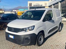 Bianco Usata 2023 Peugeot Partner Premium Monovolume | 15.900 € (Buon prezzo)