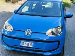 Other Usata 2015 VW up! Move Due volumi | 5900 € (Buon prezzo)
