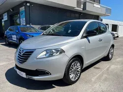 Argento(met.) Usata 2013 Lancia Ypsilon Silver Due volumi | 7000 € (Buon prezzo)