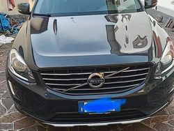Grigio Usata 2016 Volvo XC60 Momentum SUV | 17.000 € (Cara)