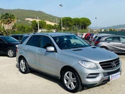 Grigio Usata 2011 Mercedes ML250 Sport SUV | 22.000 € (Molto cara)