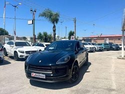 Nero Usata 2022 Porsche Macan SUV | 65.000 € (Buon prezzo)