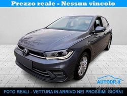 Grigio Usata 2022 VW Polo Style Tre volumi | 16.980 € (Buon prezzo)