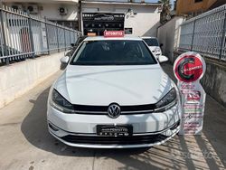 Bianco Usata 2017 VW Golf VII Sport Tre volumi | 10.499 € (Ottimo prezzo)