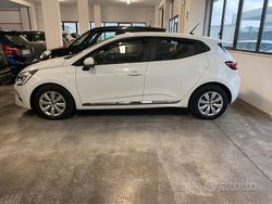 Bianco Usata 2020 Renault Clio V Zen Tre volumi | 9999 € (Molto cara)