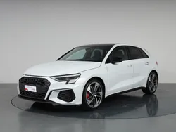 Bianco ghiacciaio metallizzato Usata 2023 Audi S3 S-Line Tre volumi | 47.900 € (Buon prezzo)