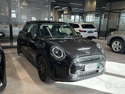Nero Usata 2022 Mini Cooper Due volumi | 19.000 € (Buon prezzo)