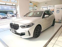 Bianco Usata 2023 BMW 118 M Sport Due volumi | 25.999 € (Super prezzo)
