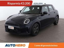 Blu Usata 2022 Mini Cooper Essential Due volumi | 22.099 € (Buon prezzo)