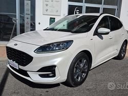 Bianco Usata 2021 Ford Kuga ST-Line X SUV | 19.500 € (Buon prezzo)