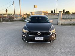 Grigio Usata 2018 VW T-Roc Style SUV | 15.500 € (Buon prezzo)