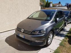 Grigio Usata 2016 VW Touran Executive Monovolume | 16.500 € (Molto cara)