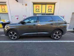 Grigio Usata 2019 Peugeot 5008 GT-line Monovolume | 16.900 € (Buon prezzo)
