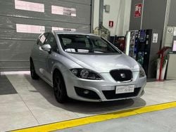 Grigio Usata 2010 Seat Leon Reference Tre volumi | 5000 € (Buon prezzo)