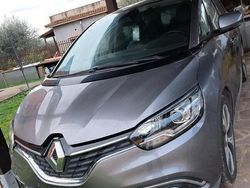 Grigio Usata 2018 Renault Scénic IV Monovolume | 13.000 €