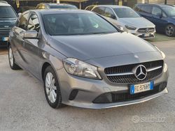 Grigio Usata 2016 Mercedes A160 Tre volumi | 13.300 € (Ottimo prezzo)