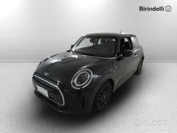 Midnight black metallizzato Usata 2022 Mini Cooper Due volumi | 22.500 € (Buon prezzo)