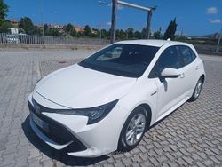 Wit Gebruikt 2020 Toyota Corolla Style Sedan | 16.800 € (Eerlijke prijs)