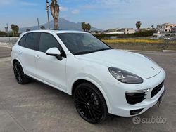 Bianco Usata 2017 Porsche Cayenne Platinum Edition SUV | 28.999 € (Super prezzo)
