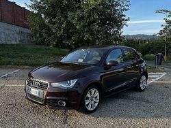 Usata 2014 Audi A1 Sportback S-Line Due volumi | 13.400 € (Molto cara)