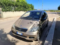 Bronzo Usata 2005 Mercedes A180 Classic Coupé | 1500 € (Buon prezzo)