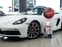 Bianco perlato metallizzato Usata 2019 Porsche 718 Boxster GTS Chrono Cabrio | 69.999 €