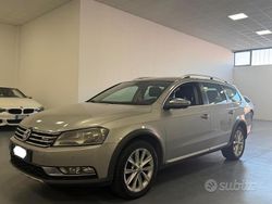Grigio Usata 2012 VW Passat Station wagon | 5900 € (Buon prezzo)