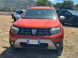 Arancione Usata 2022 Dacia Duster Prestige Tre volumi | 16.500 € (Buon prezzo)