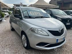 Grigio Usata 2017 Lancia Ypsilon Due volumi | 7990 € (Buon prezzo)