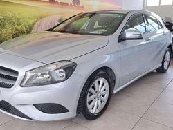 Argento Usata 2013 Mercedes A180 Tre volumi | 8499 € (Buon prezzo)