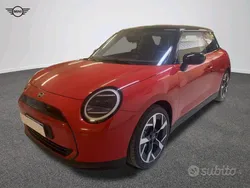 Nuova 2024 Mini Cooper Classic Due volumi | 27.700 € (Ottimo prezzo)