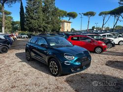 Bianco(met.) Usata 2024 Fiat 600 La Prima SUV | 17.900 € (Super prezzo)