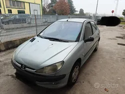 Usata 2001 Peugeot 206 Due volumi | 700 €