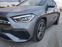 Grigio Usata 2021 Mercedes 200 Premium SUV | 33.800 € (Molto cara)