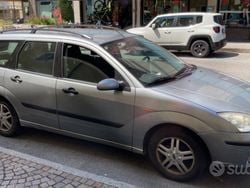 Grigio Usata 2003 Ford Focus Station wagon | 2500 € (Cara)