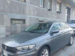 Grigio Usata 2017 Fiat Tipo Lounge Tre volumi | 8350 € (Buon prezzo)
