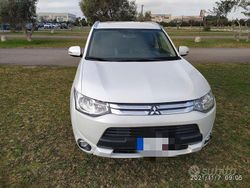 Bianco Usata 2014 Mitsubishi Outlander SUV | 6800 € (Ottimo prezzo)