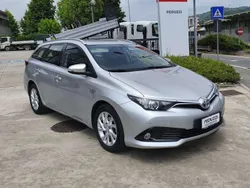 Argento Usata 2017 Toyota Auris Touring Sports Business Edition Station wagon | 13.900 € (Buon prezzo)