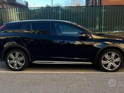 Nero Usata 2016 Volvo V60 CC Station wagon | 13.000 €