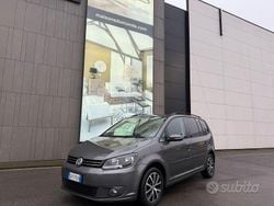 Grigio Usata 2014 VW Touran Comfortline Monovolume | 7400 € (Buon prezzo)